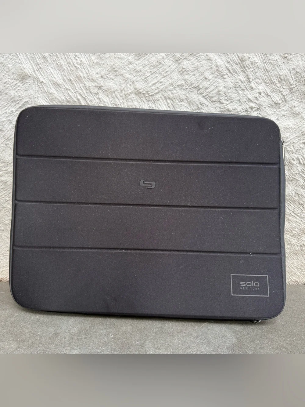 Solo New York Black Laptop Tech Neoprene Sleeve 17.3